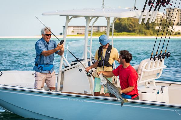 Boston Whaler 210 Montauk фото 1.11