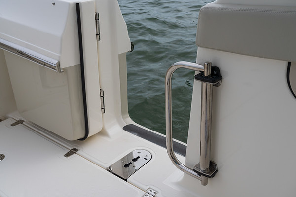 Boston Whaler 280 Vantage фото 1.11