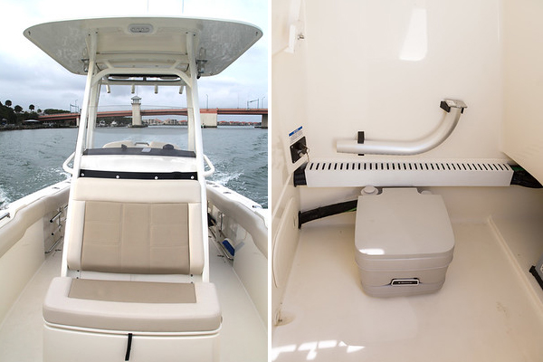 Boston Whaler 230 Outrage фото 1.8
