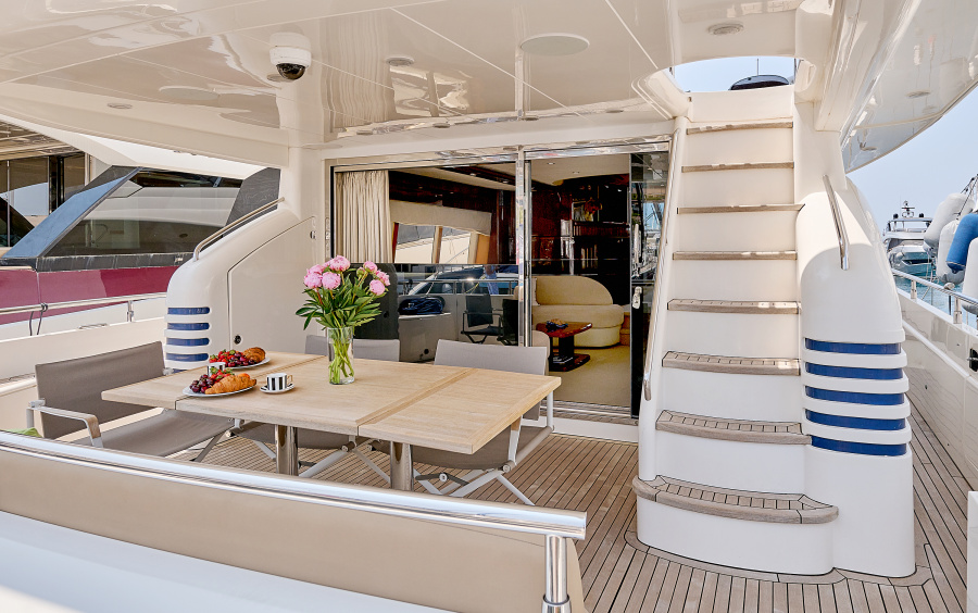 Princess 23M - 2009 фото 1.2