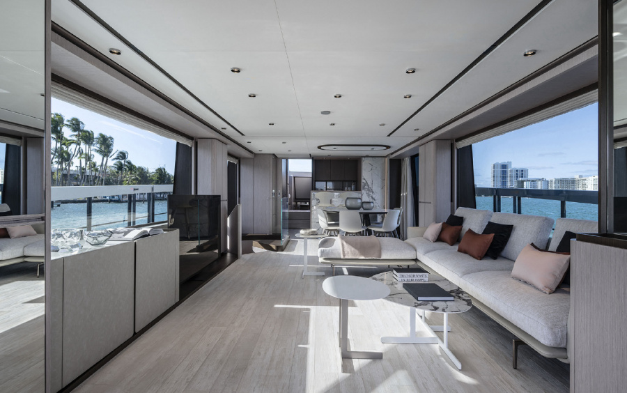 Ferretti Yachts 860 фото 1.9