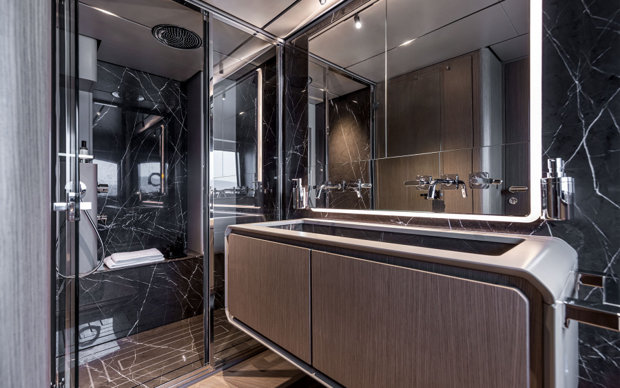 Ferretti Yachts INFYNITO 90 New фото 2.41