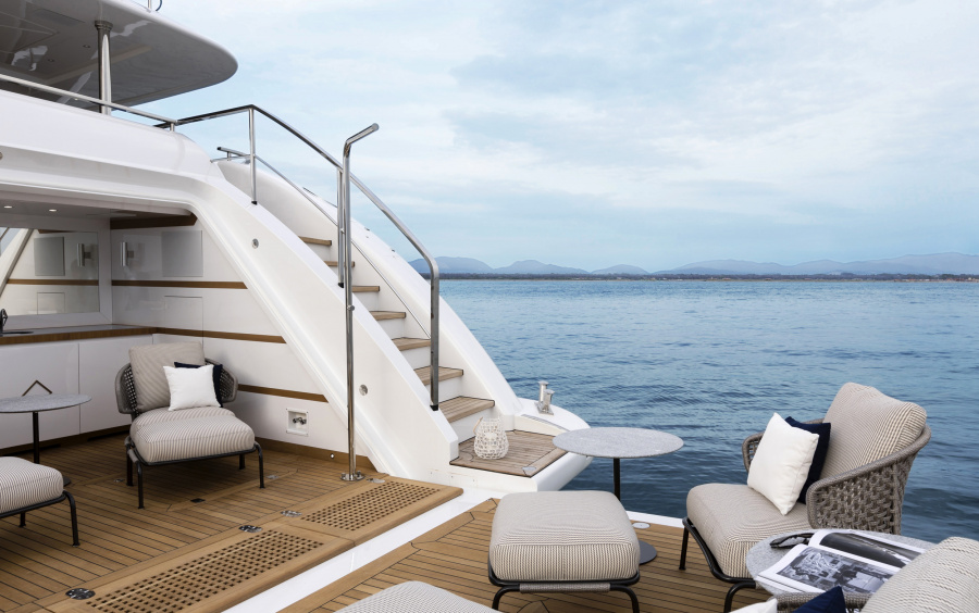 Mangusta OCEANO 46 фото 1.9