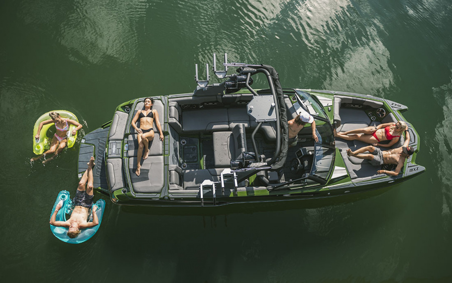 Malibu 23 MXZ фото 3.4