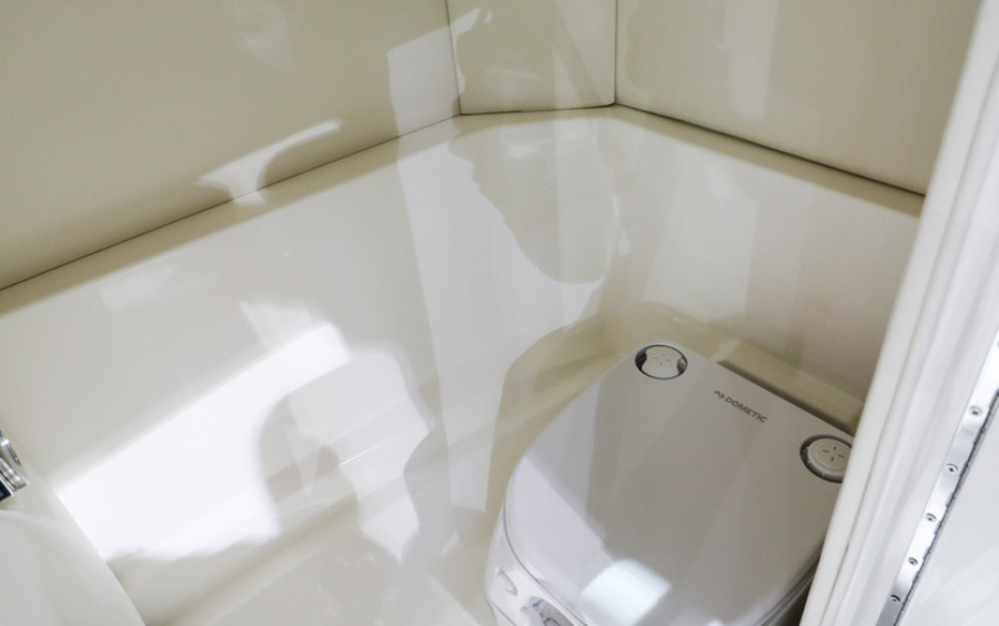 Sea Ray  230 SPX/488 фото 1.7