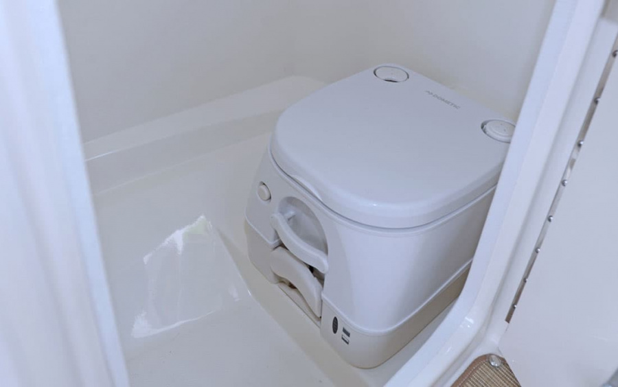 Sea Ray  230 SPX фото 2.6