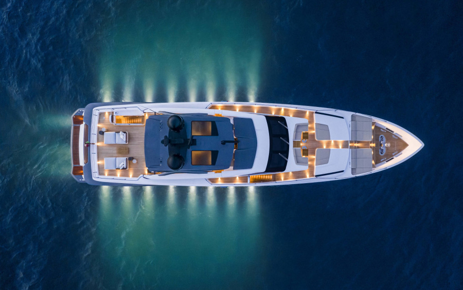 Custom Line Saetta 106 фото 1.3