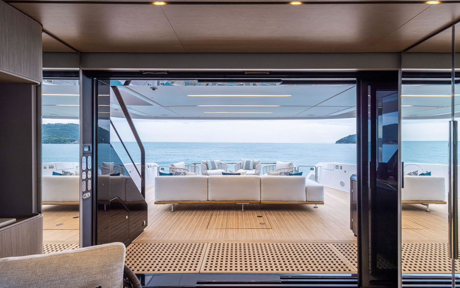 Ferretti Yachts INFYNITO 90 #11 фото 2.24