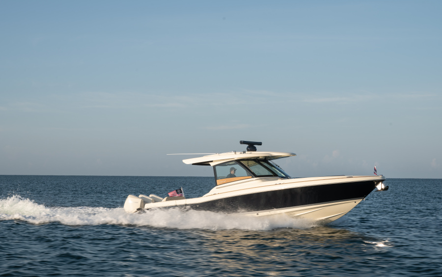 Chris-Craft Calypso 35 фото 1.31