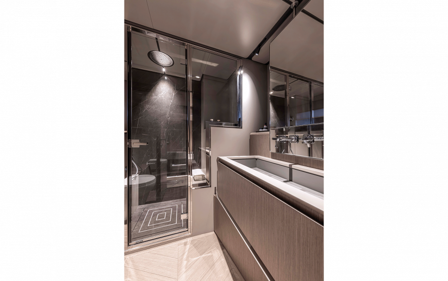 Ferretti Yachts INFYNITO 90 New фото 2.46