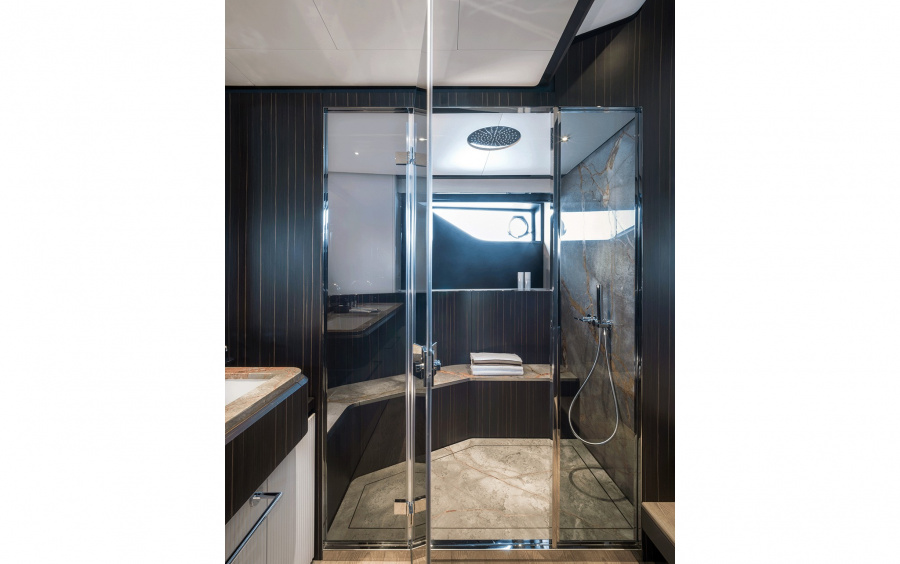 Ferretti Yachts 940 фото 2.11