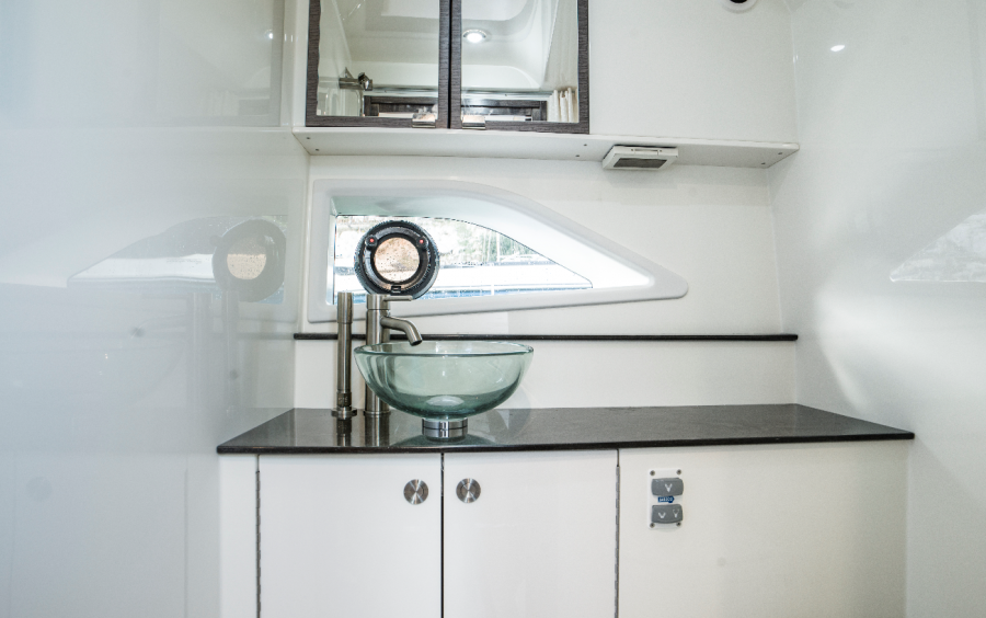 Sea Ray  Sundancer 320 Outboard фото 1.10