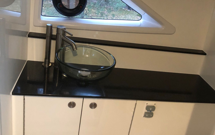 Sea Ray  Sundancer 320 Coupe/546 фото 1.11