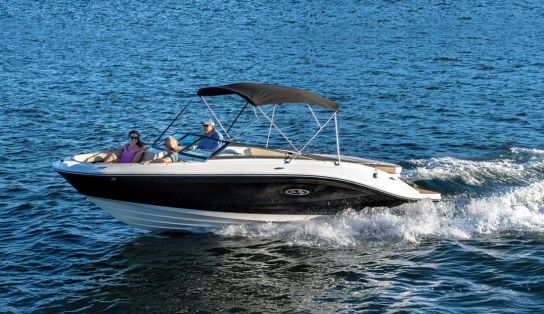 Sea Ray  230 SPX