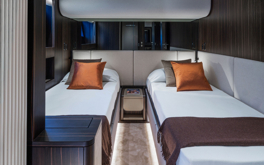 Ferretti Yachts 940 фото 2.22