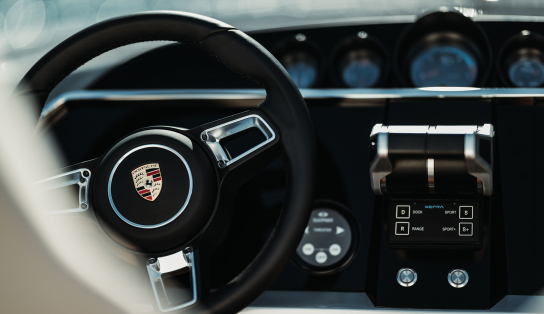 Frauscher X Porsche 850 Fantom Air