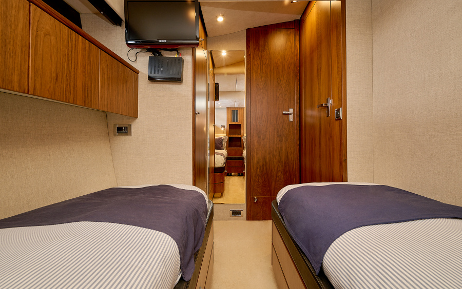 Fairline Squadron 78 - 2012 фото 2.2