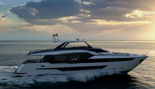 Ferretti Yachts 940