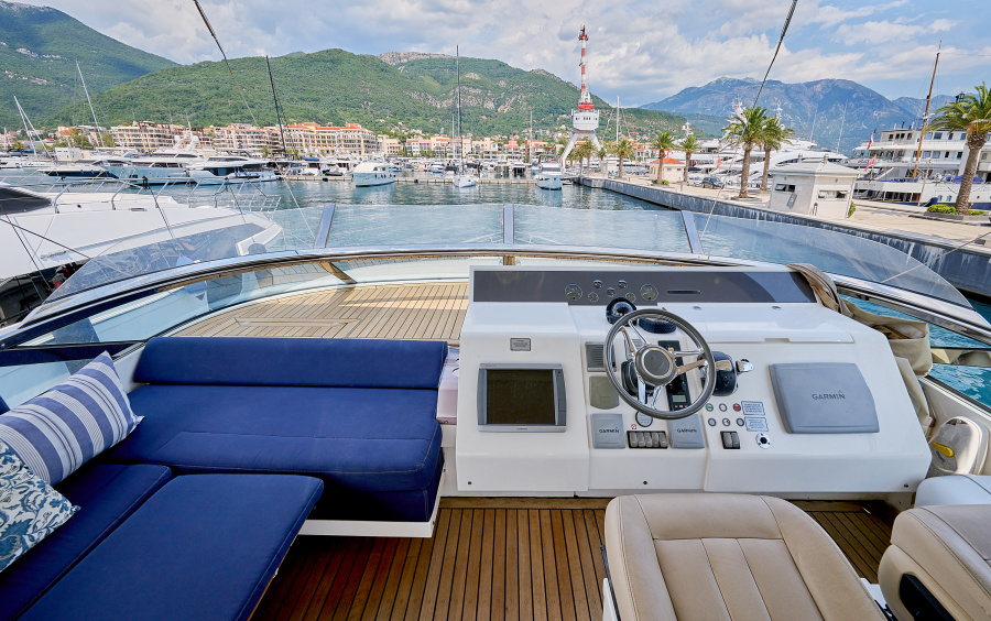 Fairline Squadron 78 - 2012 фото 3.14