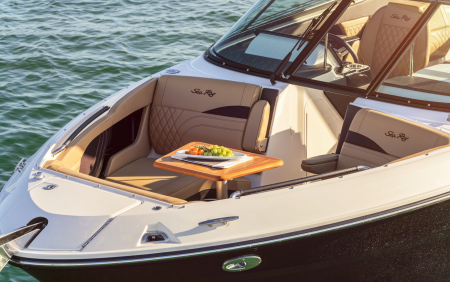 Sea Ray  Sea Ray SLX 260-Surf фото 1.5