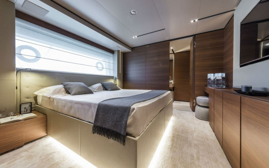 Custom Line Navetta 33 фото 2.18