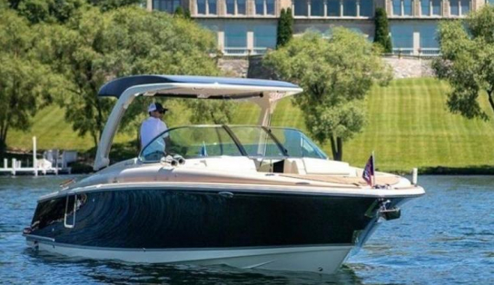 Chris-Craft Launch 31 GT