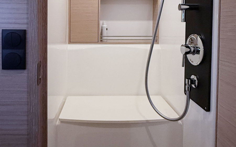 Bavaria 45 HT - 2020 фото 2.11