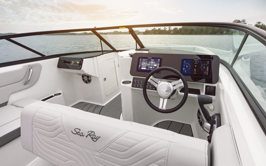 Sea Ray  SDX 270 Surf фото 1.5