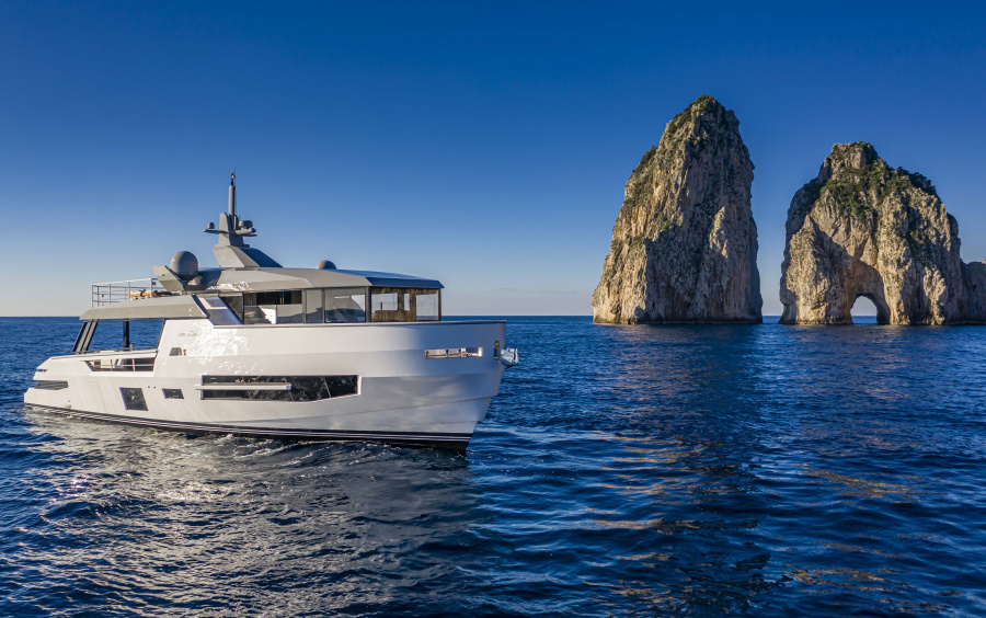 Arcadia Yachts Sherpa 80 фото 1.3