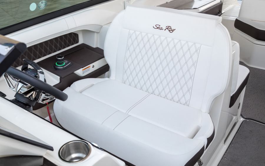 Sea Ray  SLX 310/802 фото 1.5