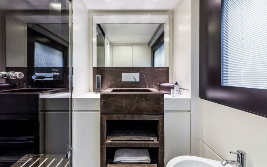 Riva 102' Corsaro Super фото 2.15