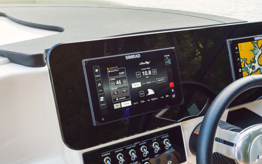 Sea Ray  SDX 250 SURF фото 1.3