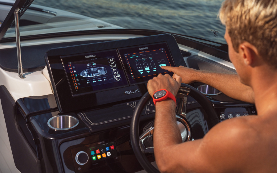 Sea Ray  Sea Ray SLX 260-Surf фото 1.7