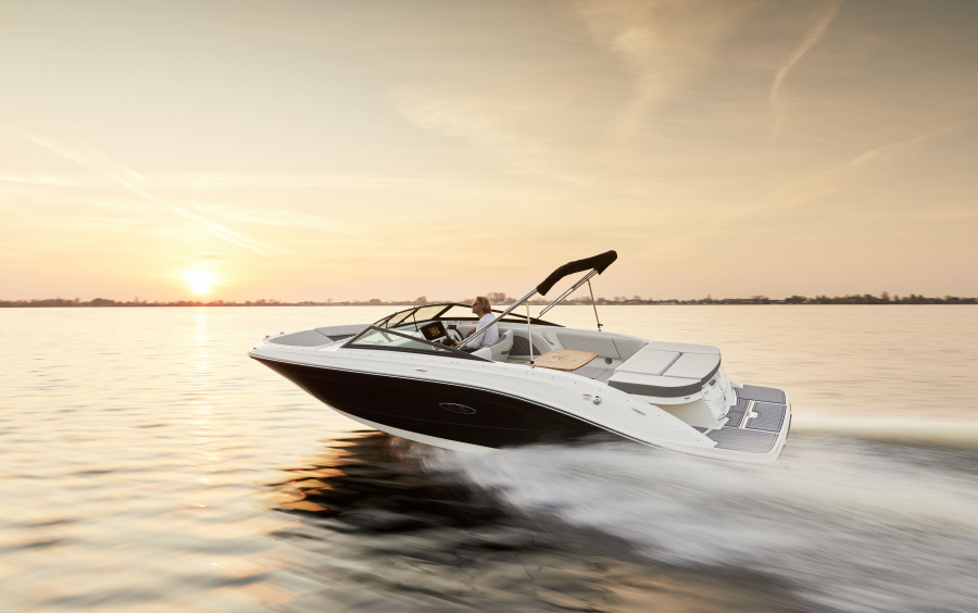 Sea Ray 230 SPX/488 фото 1.1