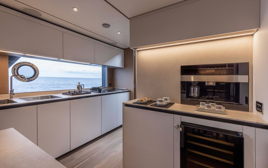 Ferretti Yachts 1000 фото 2.51