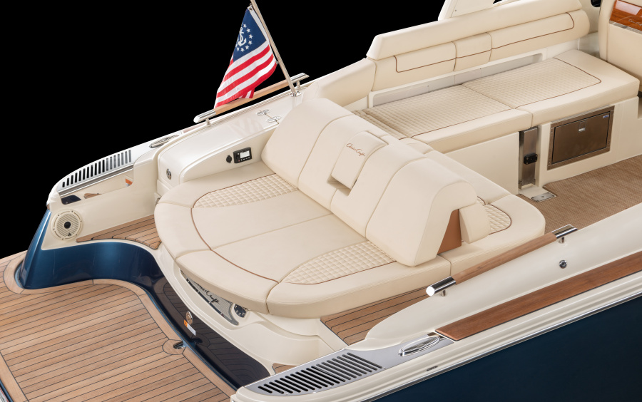 Chris-Craft Launch 31 GT фото 1.21