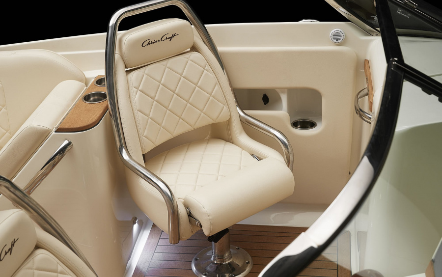 Chris-Craft Launch 27 фото 1.8