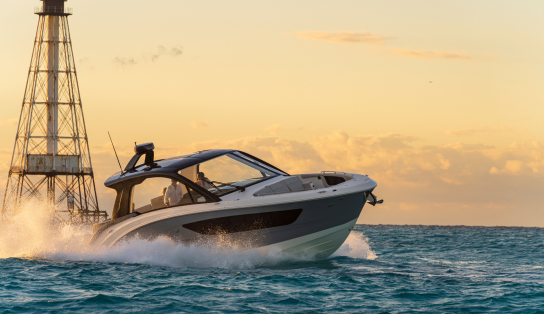 Sea Ray  SUNDANCER 370 OB