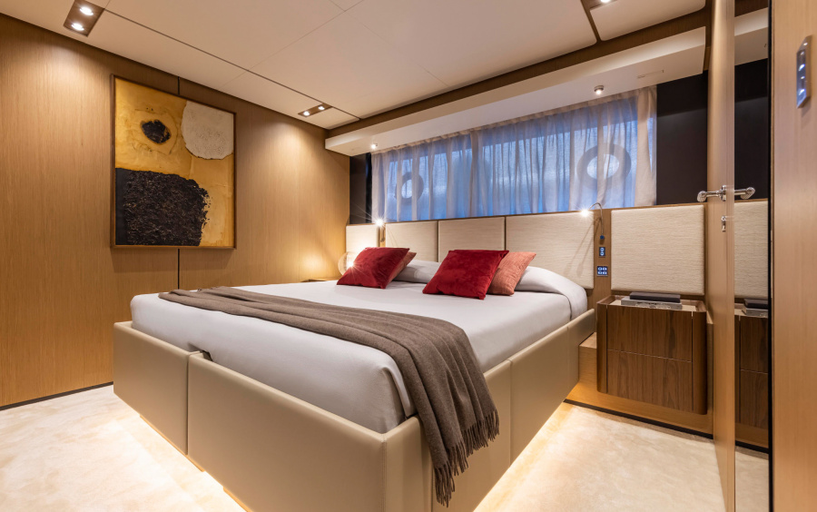 Ferretti Yachts 1000 фото 2.38