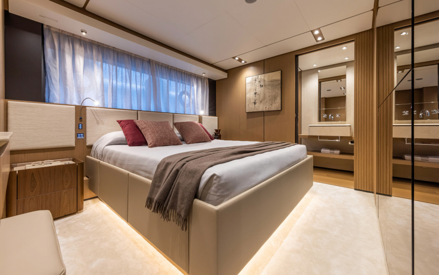 Ferretti Yachts 1000 фото 2.37