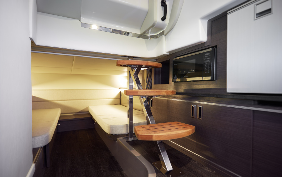 Sea Ray  Sundancer 320 фото 1.8