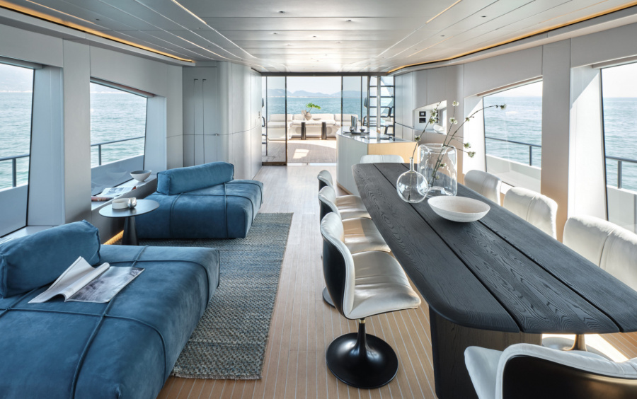 AB Yachts 110 фото 1.13