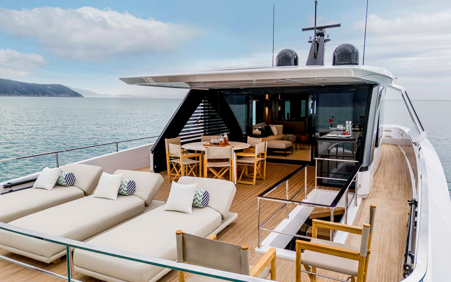 Ferretti Yachts INFYNITO 90 New фото 1.4