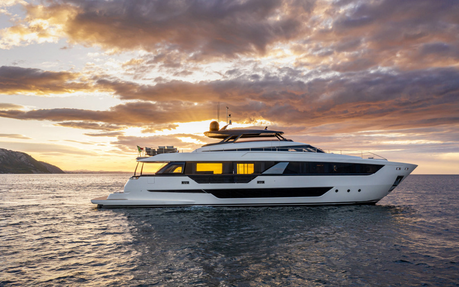 Ferretti Yachts 1000 фото 1.8