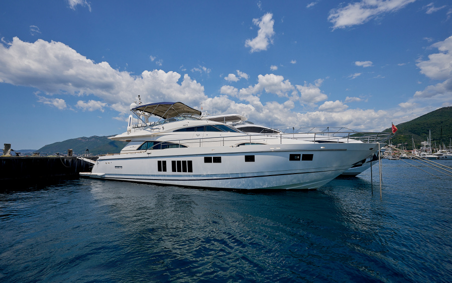 Fairline Squadron 78 - 2012 фото 1.6
