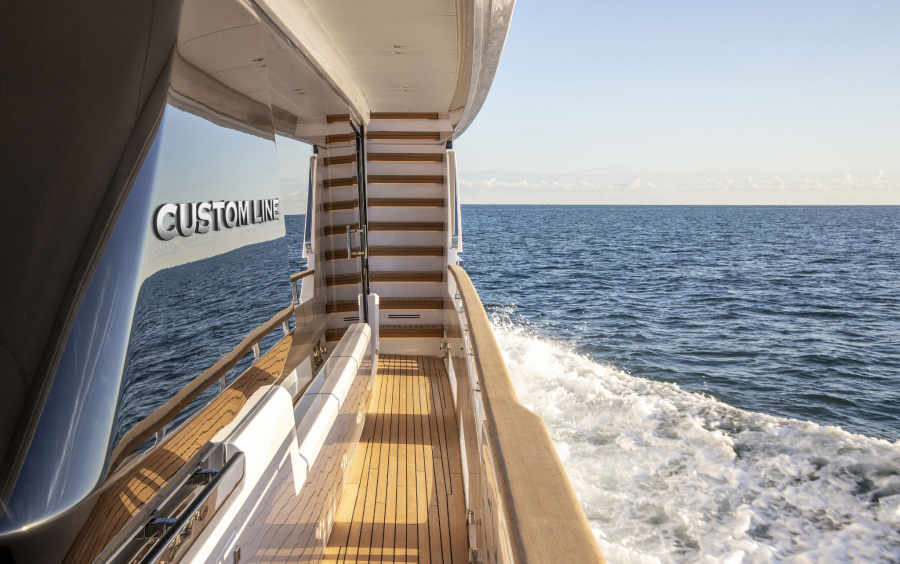 Custom Line Navetta 30 фото 2.6