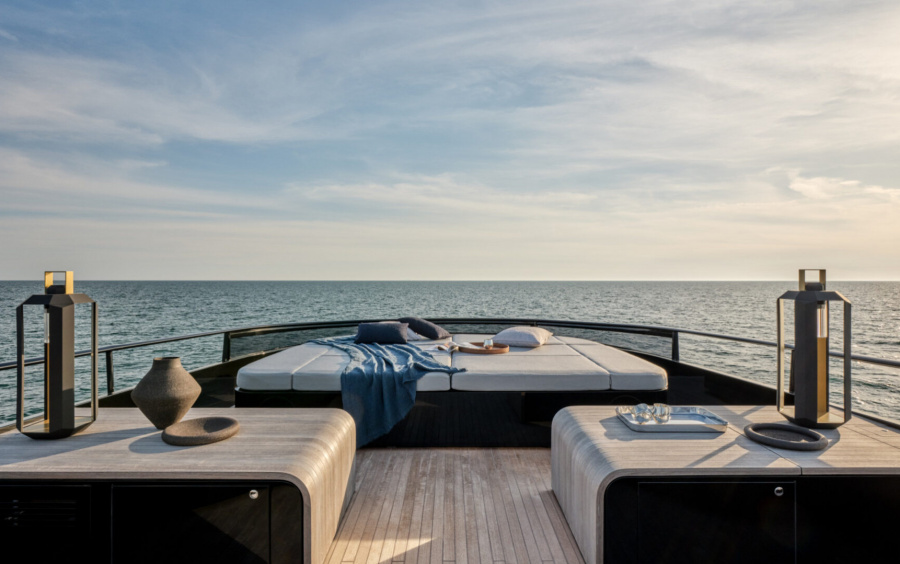 AB Yachts 110 фото 1.21