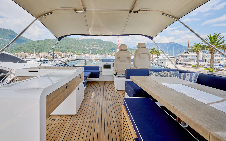 Fairline Squadron 78 - 2012 фото 3.11