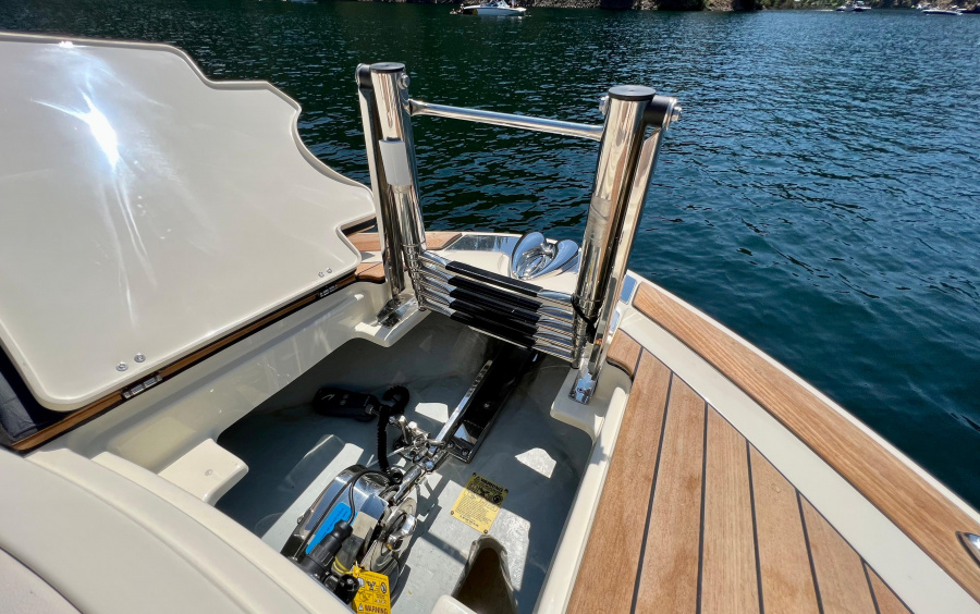 Chris-Craft Launch 35 GT фото 1.21