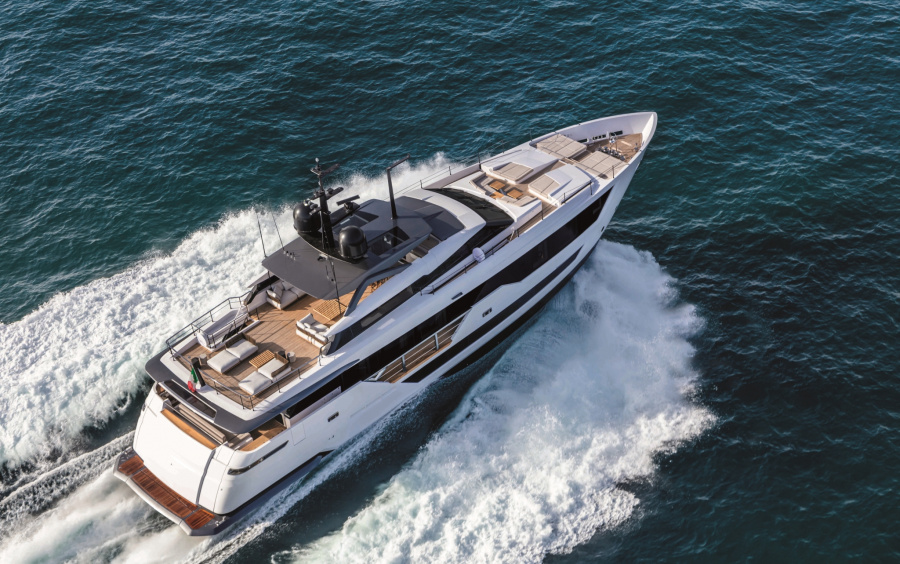 Custom Line Saetta 106 фото 1.2